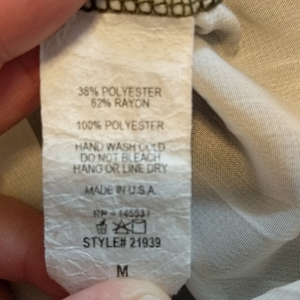 W5 olive green long sleeve top size Medium - Picture 7 of 7